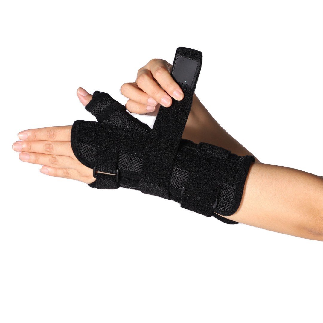 MaxMotion AirFlex Carpal Tunnel Wrist & Hand Brace (With Splint Support)